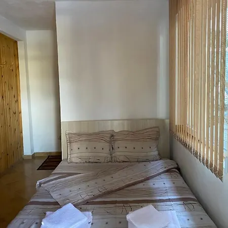 сара Lodge Orlino